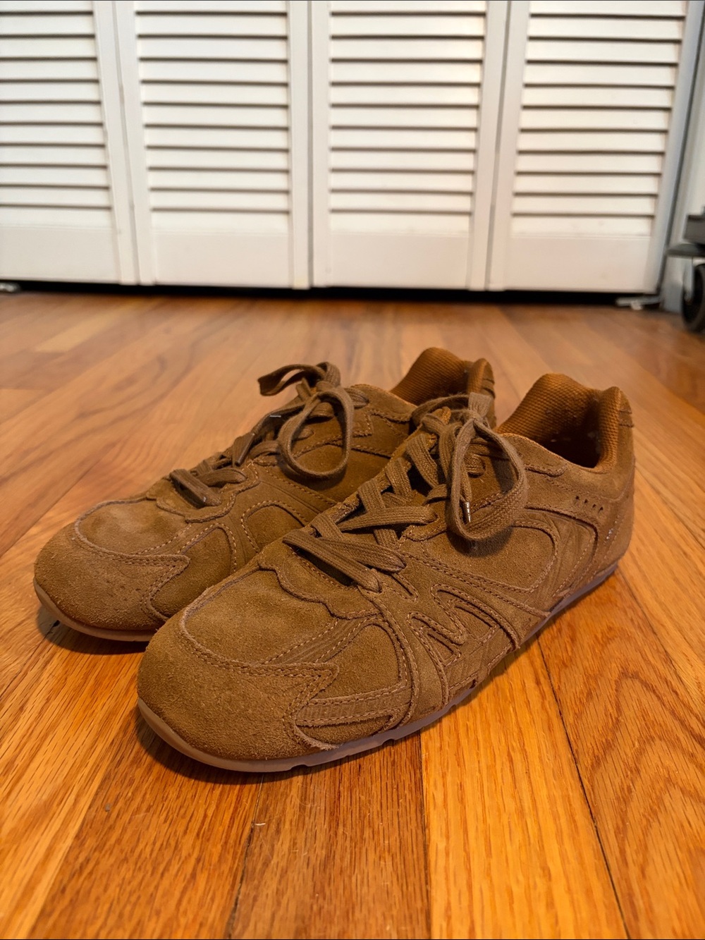 Marc Jacobs Suede 72 Lace-Up Sneakers in Brown